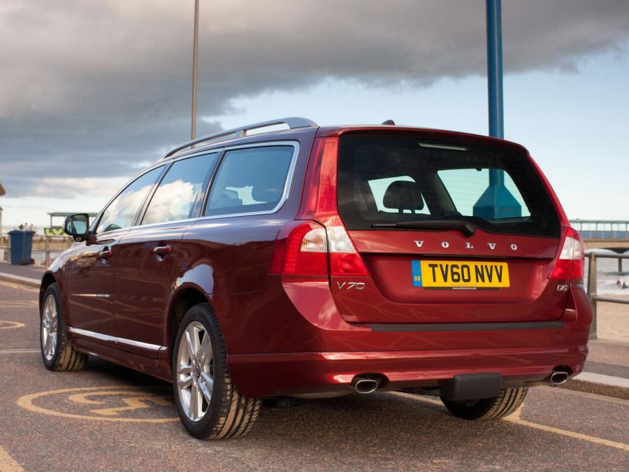  Volvo V70 D5 2010 года  (UK) (фото 9 из 12)